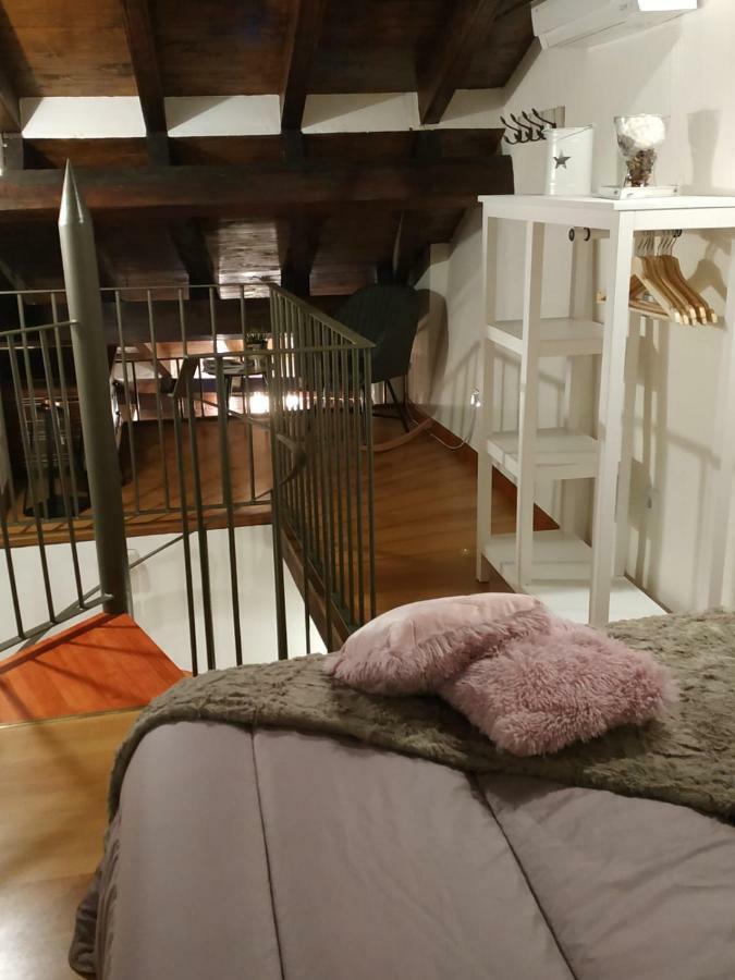 La Buhardilla De Andrea Apartment เกว็งกา ภายนอก รูปภาพ